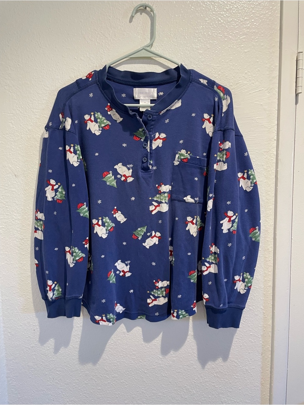 Cabernet Blue Vintage Christmas Polar Bear Henley Pajama Top M 🌲✨